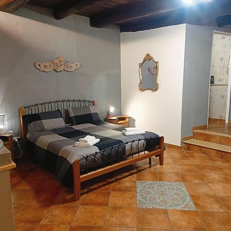 Casa Anto' Apartment เนเปิลส์ ภายนอก รูปภาพ