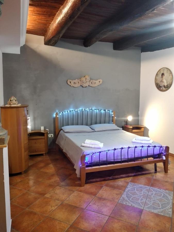 Casa Anto' Apartment เนเปิลส์ ภายนอก รูปภาพ