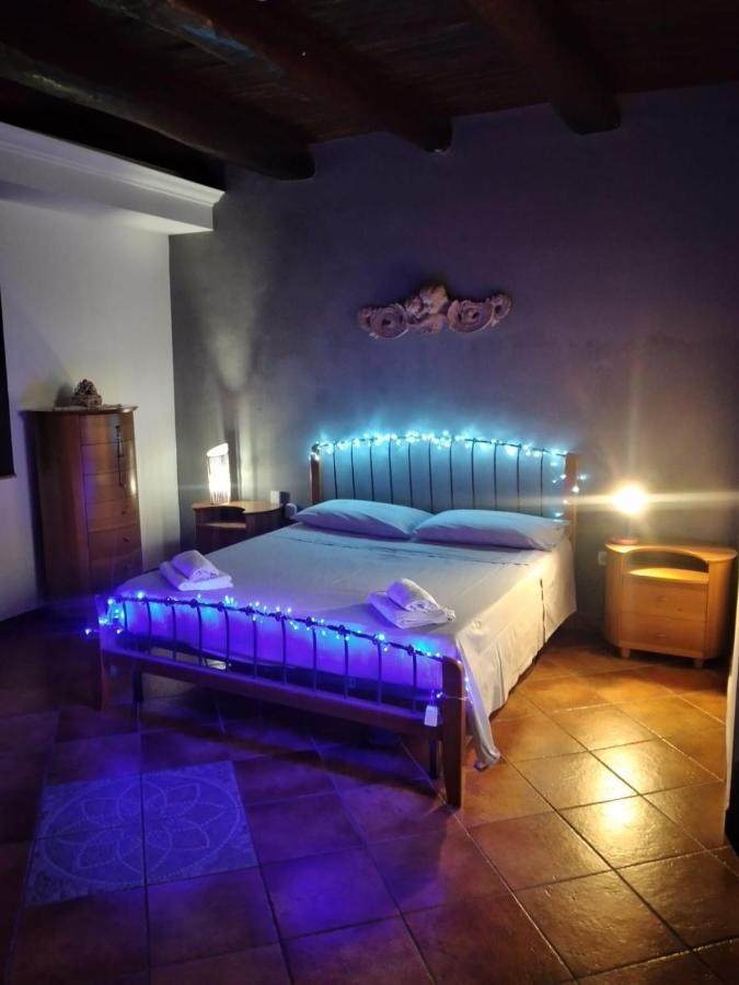 Casa Anto' Apartment เนเปิลส์ ภายนอก รูปภาพ