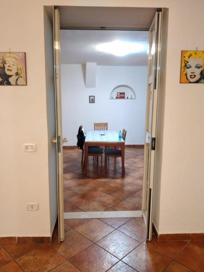 Casa Anto' Apartment เนเปิลส์ ภายนอก รูปภาพ