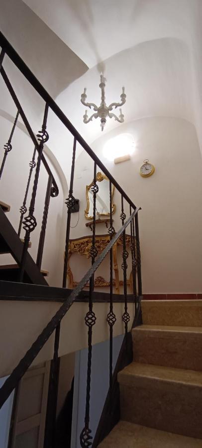 Casa Anto' Apartment เนเปิลส์ ภายนอก รูปภาพ