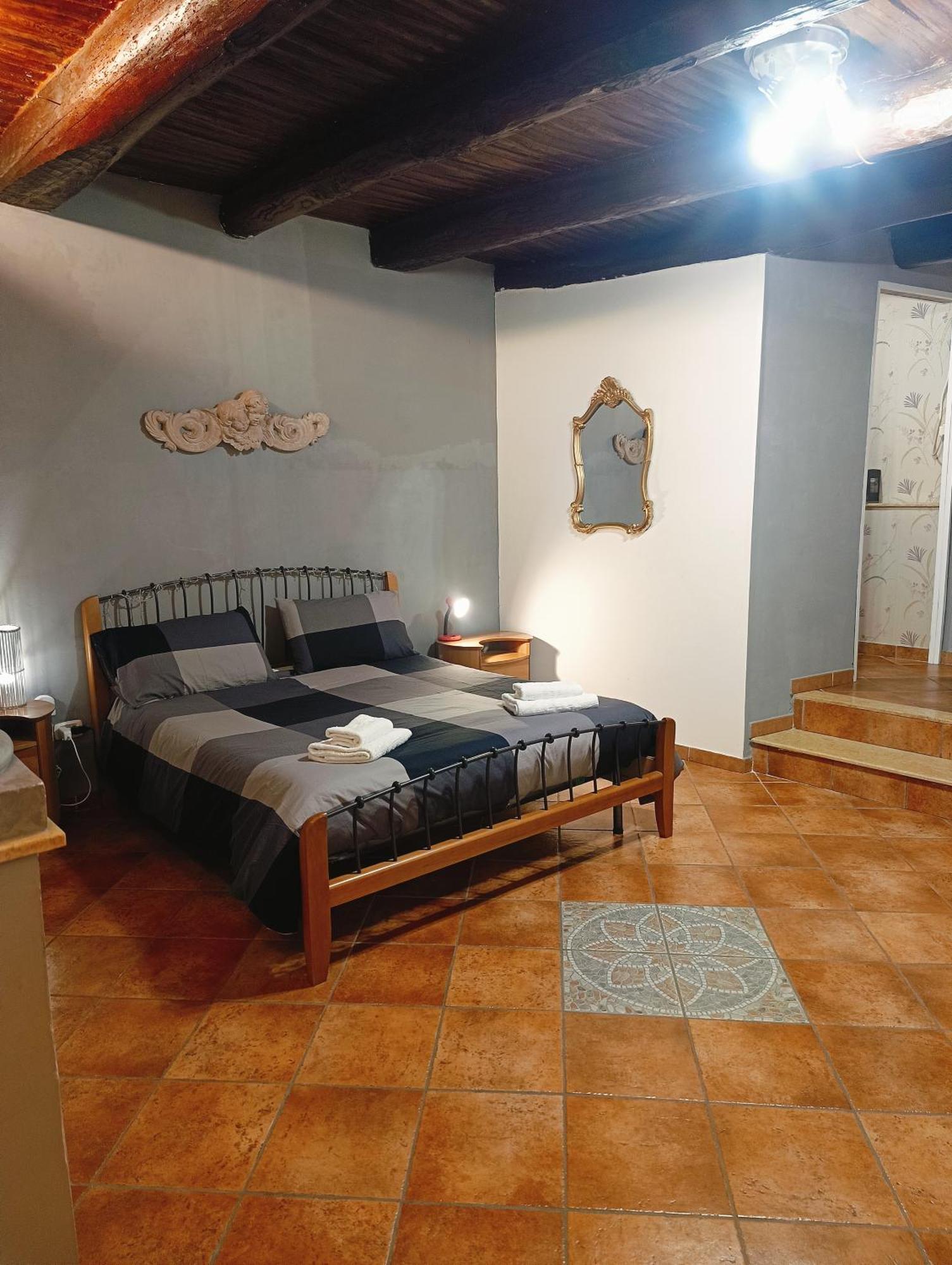 Casa Anto' Apartment เนเปิลส์ ภายนอก รูปภาพ
